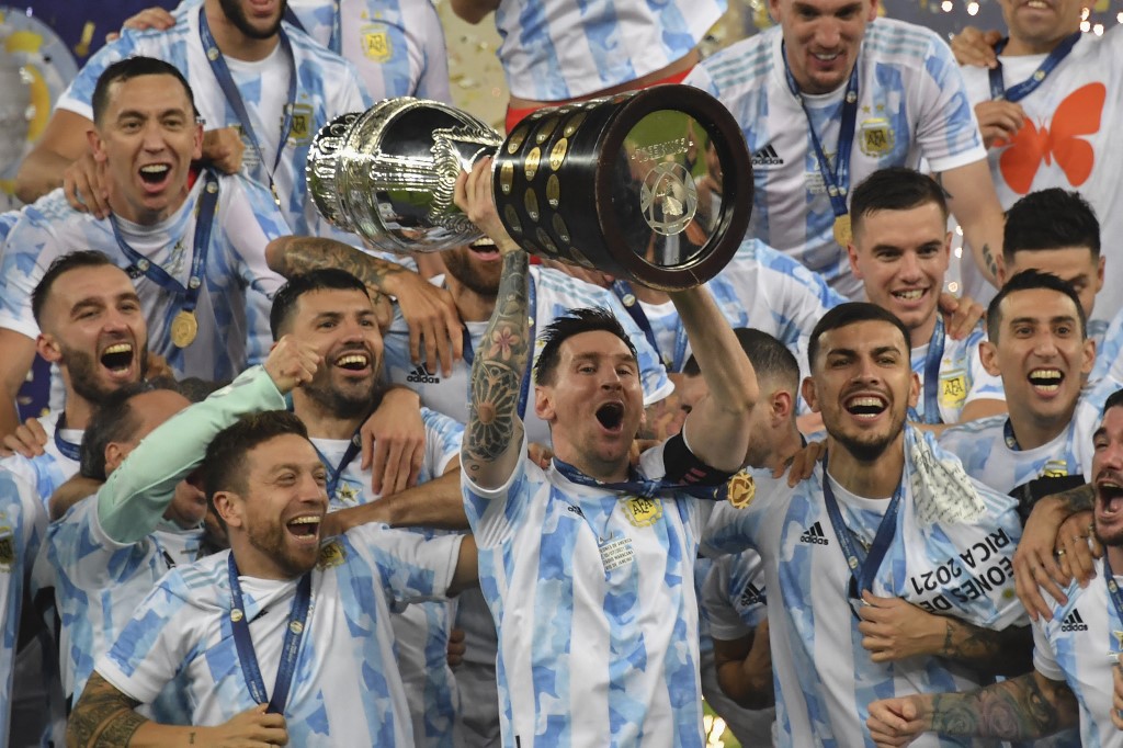 Italia và Argentina lên ngôi châu lục nhưng khó vô địch World Cup 2022